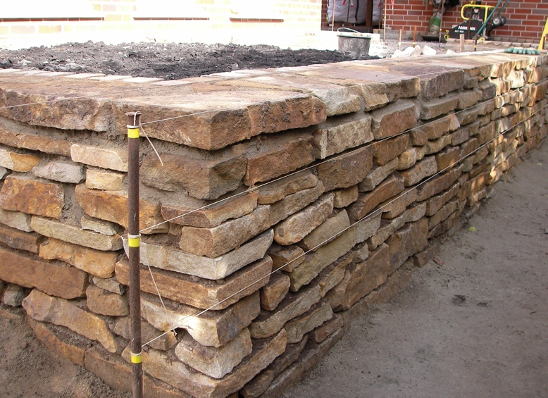 Trockenmauer06.JPG